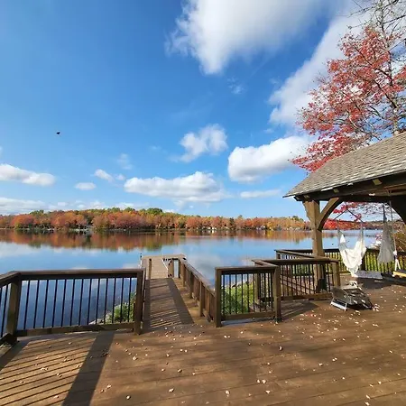 Bespoke Lake Cottage New Minas Exterior photo